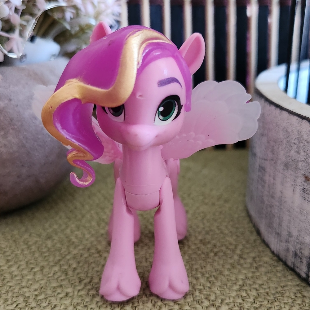 2021 My Little Pony 3” PRINCESS PIPP PETALS Pink Pegasus New Generation
